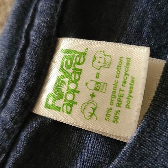 🎸 Sting the Musician tee. 🎸 - Picture 3 of 3